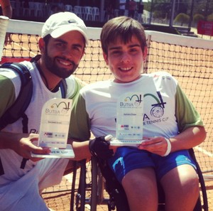 Fábio Bernardes tenista cadeirante Uberlândia tênis em cadeira de rodas Raphael Oliveira técnico (Foto: Raphael Oliveira/Arquivo pessoal)