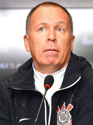 Mano adota cautela e pede Timão pressionando, mas atento ao Galo