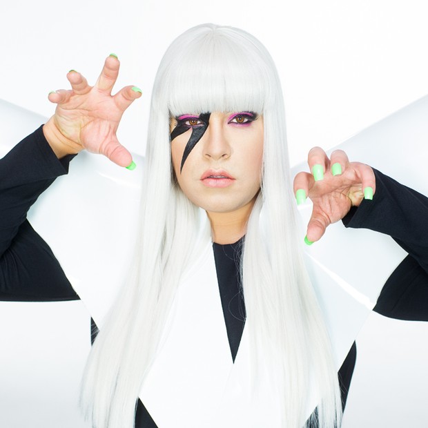 Tiago Abravanel - cantor encarna vários personagens, entre eles Lady Gaga (Foto: Adriano Fagundes)