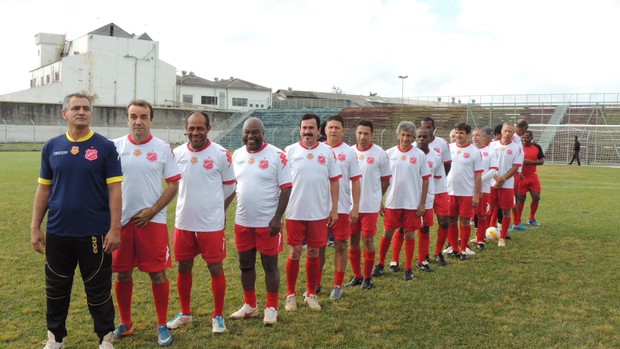 XI da Saudade - time veteranos do União Mogi (Foto: Petterson Rodrigues)