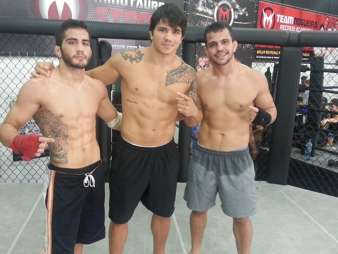 Erick Silva e os irmãos Gabriel e Bruno, nos treinos para suas lutas no UFC e Jungle Fight (Foto: Divulgação/Midiática Press)