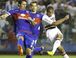 Lucas e Donatti, Tigre e São Paulo, AP (Foto: Agência AP)