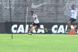 Após testes com bola, Corinthians volta aos treinos físicos 