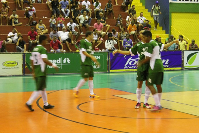 Juazeiro vence Orocó  (Foto: Magda Lomeu) Juazeiro vence Orocó  (Foto: Magda Lomeu)