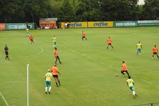 [Verdão Web] Com novos testes na equipe, Palmeiras vence jogo-treino contra o Atibaia