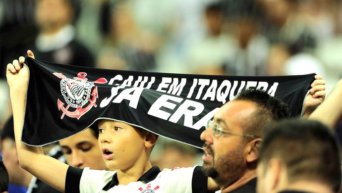 Corinthians X Once Caldas (Foto: Marcos Ribolli)