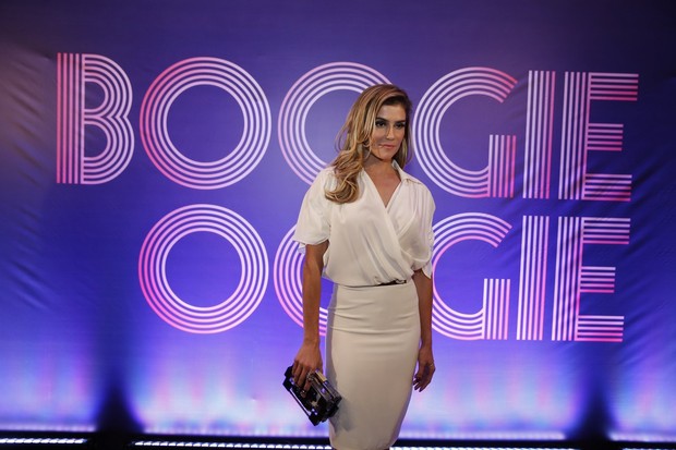 Deborah Secco (Foto: Alex Palarea e Felipe Panfili / AgNews)