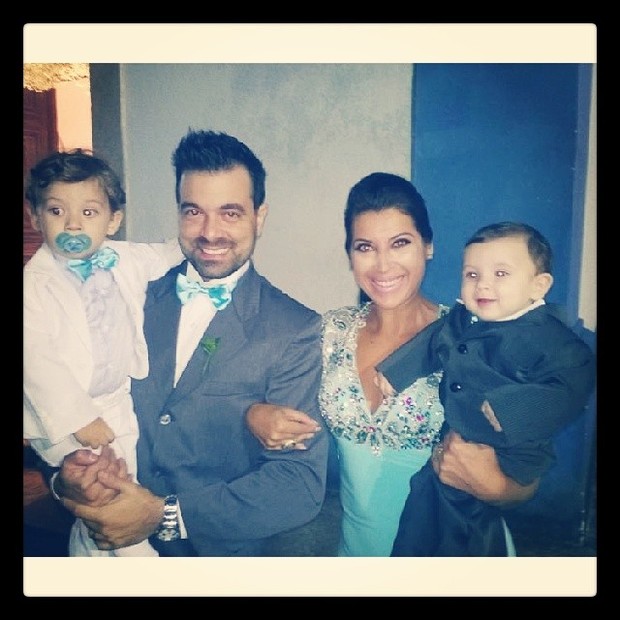 Ex-BBB Priscila Pires com a família (Foto: Reprodução/ Instagram)