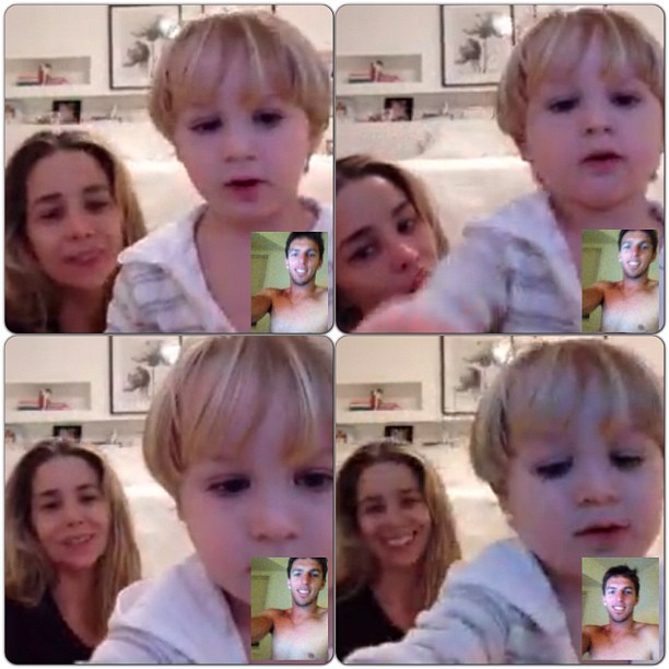 Com o filho Guy, Danielle Winits conversa com o namorado, Amaury Nunes, pela internet (Foto: Instagram/ Reprodução)