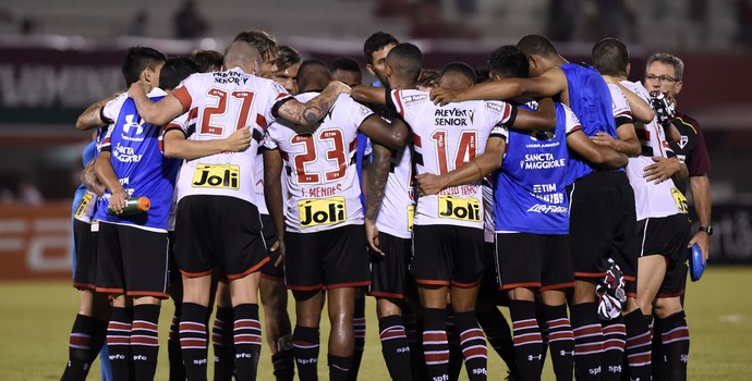 São Paulo Grupo Comemoração (Foto: André Durão)