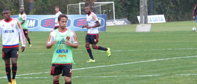 Marcelo Cirino treina no Ninho do Urubu (Foto: Fred Gomes)