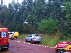 Assaltantes estavam em uma mata perto da fazenda (Foto: Ana Silva/ RPC)
