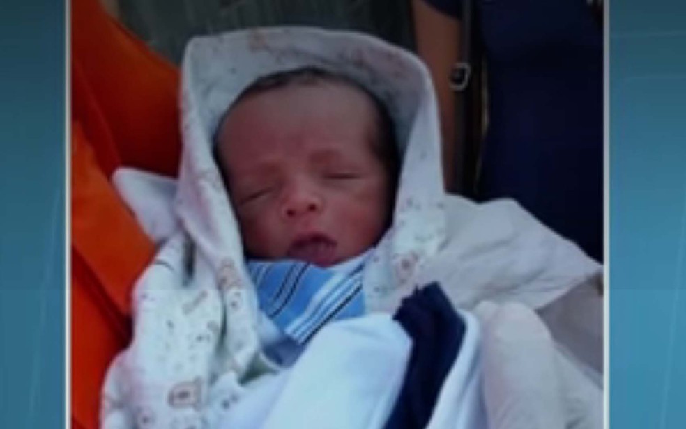 Miguel, bebê socorrido por bombeiros em Taguatinga (Foto: Reprodução/TV Globo)