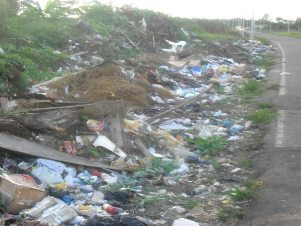 Prefeitura de Anori já teria sido denunciada ao Ministério Público por lixão supostamente irregular (Foto: Marinaldo Matos / TV Amazonas)