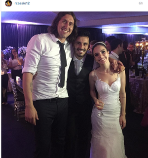 Com Cássio e Lucca entre convidados, Uendel se casa em Santa Catarina