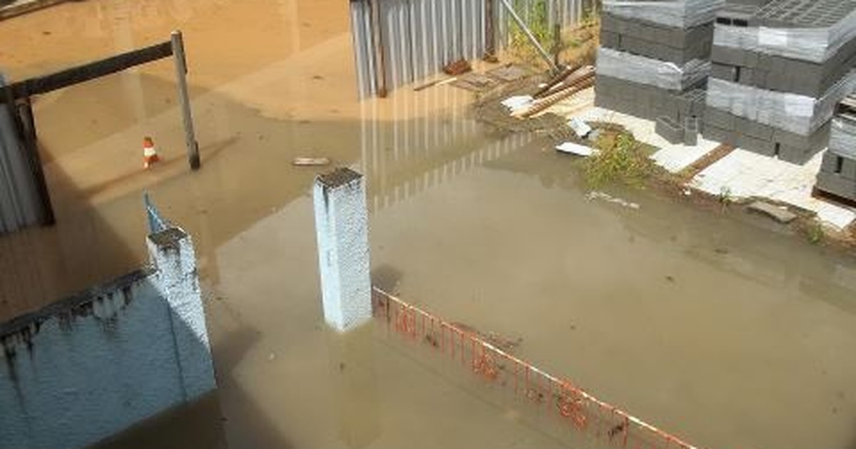 G Chuva Alaga Bairros Em Nova Friburgo Na Regi O Serrana Do Rio