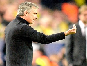 Jose Mourinho jogo Borussia Dortmund Real Madrid  (Foto: AP)