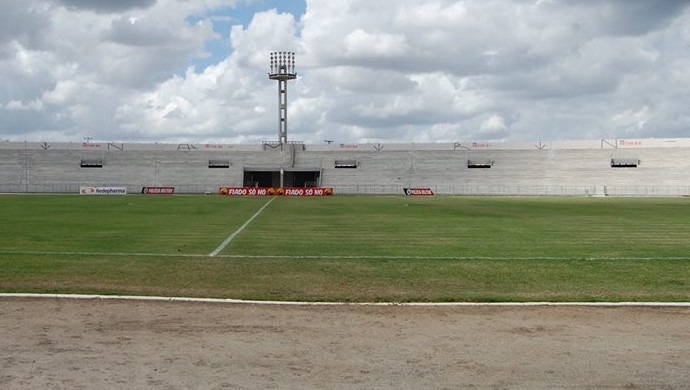 Estádio Amigão, Campina Grande (Foto: João Brandão Neto / GloboEsporte.com)