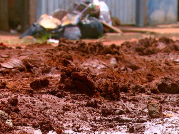 G1 Moradores Reclamam De Buracos E Lama Em Bairro De Porto Ferreira