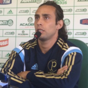 Valdivia culpa sheik por fracasso em venda: 