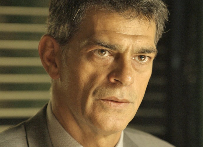 Orlando fica surpreso com a notícia (Foto: TV Globo)