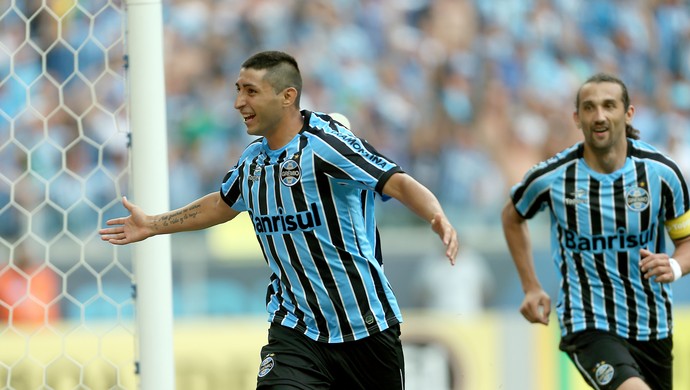 Alan Ruiz Grêmio Gre-Nal ARena Gol Inernacional (Foto: Jefferson Bernardes/ Agência Preview)