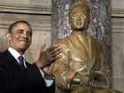 Obama felicita 'o 1º Papa das Américas' (AFP PHOTO / Brendan SMIALOWSKI)