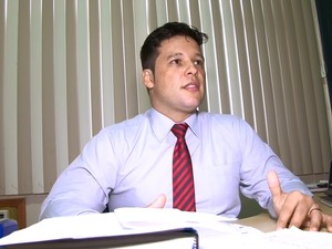 Delegado diz que celular do suspeito foi encaminhado para perícia (Foto: Rede Amazôniza/ Reprodução) Delegado diz que celular do suspeito foi encaminhado para perícia (Foto: Rede Amazôniza/ Reprodução)