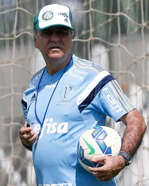 Jornalista critica Marcelo Oliveira no Palmeiras: 