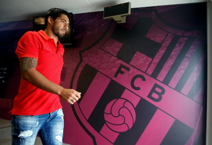 Luis Suárez Barcelona coletiva (Foto: Reuters)