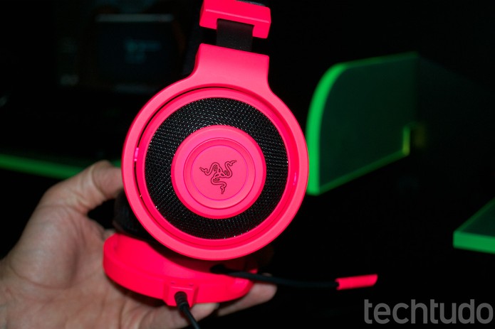 O novo headset da Razer é vendido em diversas cores (Foto: Monique Mansur/ TechTudo) O novo headset da Razer é vendido em diversas cores (Foto: Monique Mansur/ TechTudo)