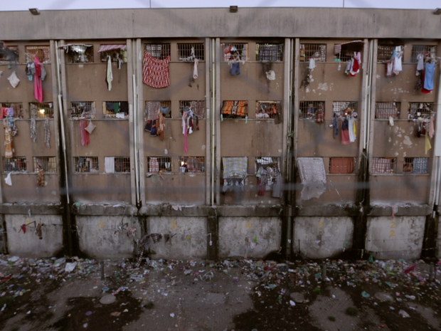 Atualmente, há 4.549 detentos nas celas, enquanto a capacidade máxima é para abrigar 1.824 homens (Foto: Reprodução) Atualmente, há 4.549 detentos nas celas, enquanto a capacidade máxima é para abrigar 1.824 homens (Foto: Reprodução)