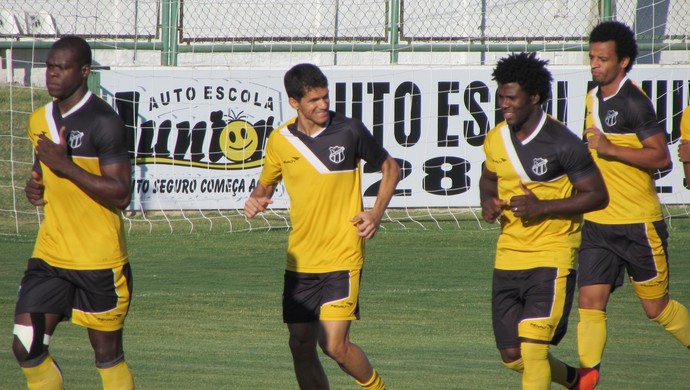 Diego Ivo, Sandro, Magno Alves, treino, Ceará (Foto: Juscelino Filho)