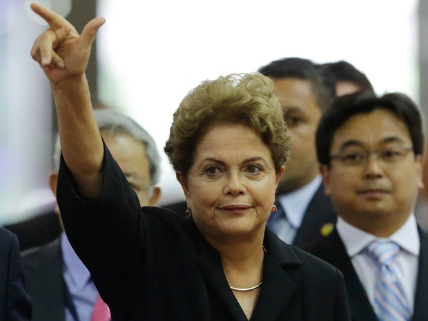 A presidente da República, Dilma Rousseff, participa da abertura do Salão Internacional da Construção (Feicon Batimat) durante a manhã desta terça feira (10), no Anhembi, na Zona Norte de São Paulo (Foto: Nelson Antoine/Frame/Estadão Conteúdo)