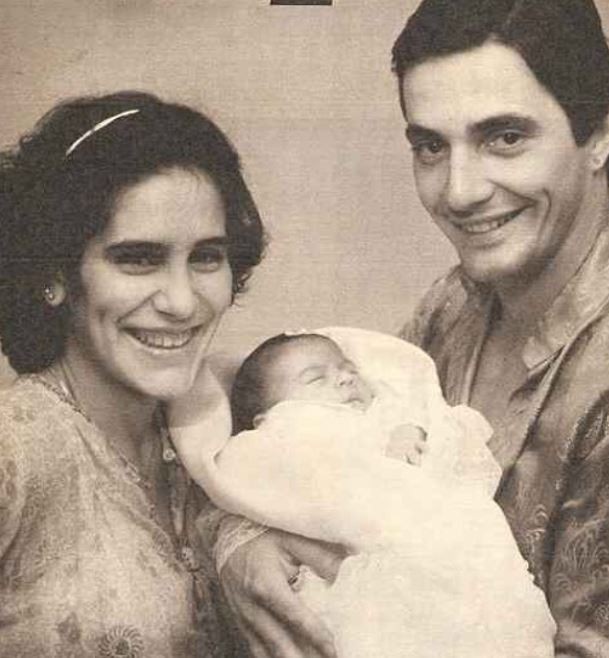 Cleo Pires bebê com os pais, Glória Pires e Fábio Jr. (Foto: Reprodução/ Instagram)