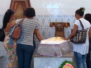Enterro (Foto: Imagem/TV Bahia)