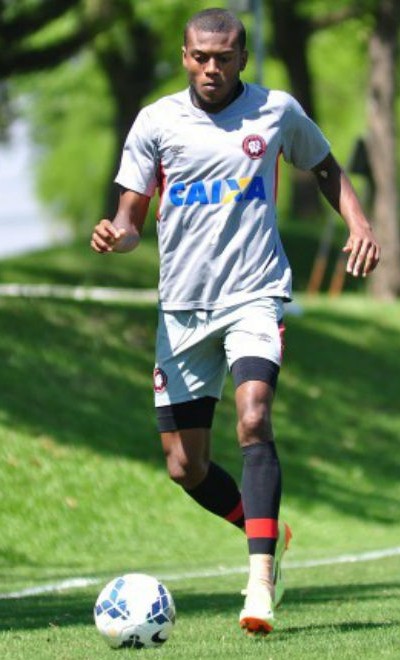 Marcelo, Atlético-PR (Foto: Gustavo Oliveira/ Site oficial Atlético-PR)