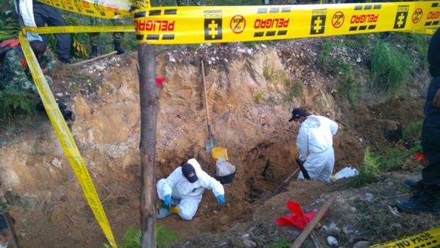 As autoridades continuam com as excavações na região onde vivia Betancur (Foto: Fiscalía de Colombia)