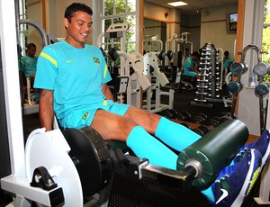 Thiago Silva no treino da Seleção musculação (Foto: Rafael Ribeiro / CBF)