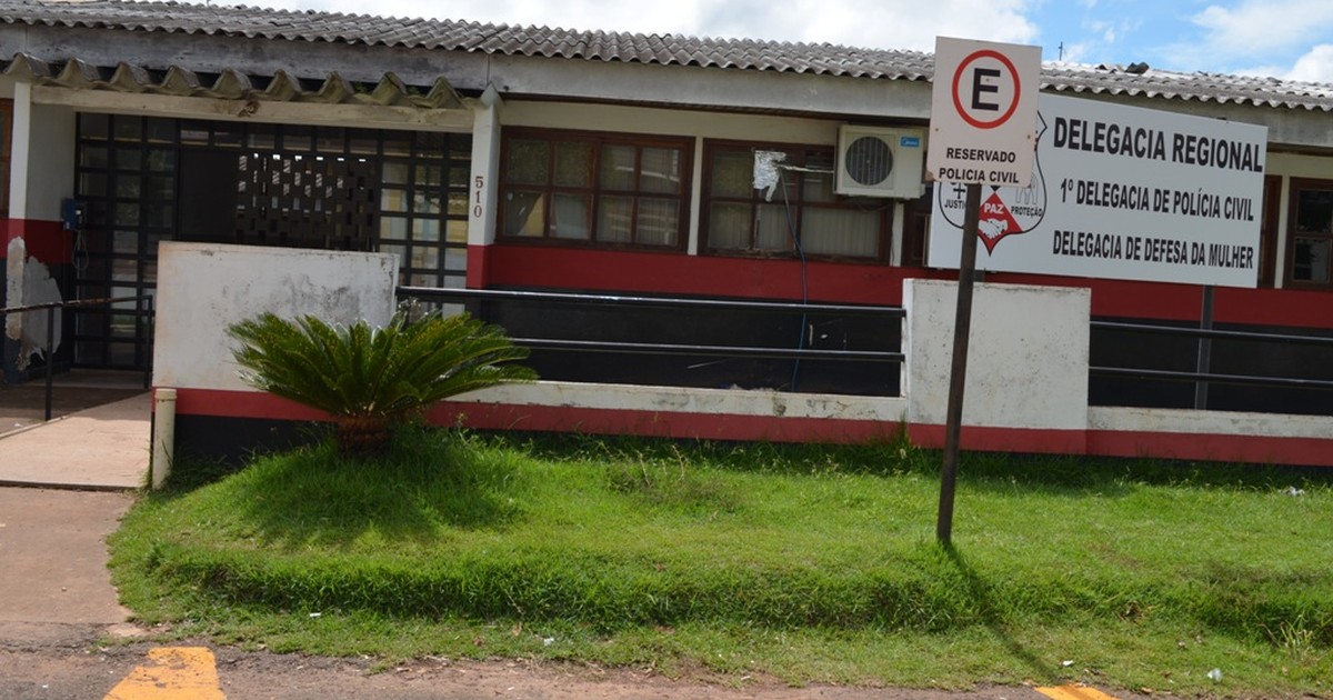 Menor atira em mulher por causa de dívida de drogas em Cacoal Menor atira em mulher por causa de dívida de drogas em Cacoal