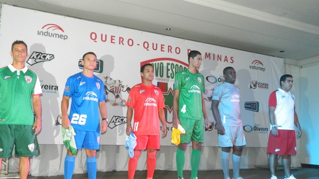 desfile da camisa do novo esporte (Foto: Kaleo Martins/Globoesporte.com)