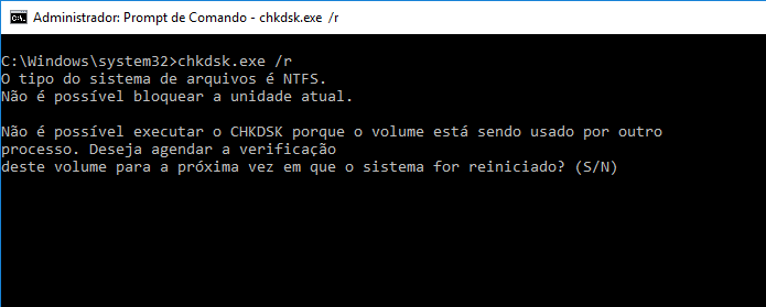 Encontrando setores defeituosos com chkdsk /r (Foto: Reprodução/Edivaldo Brito)