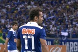 Éverton Ribeiro, Ralf, Walter e outros três disputam drible mais bonito. Veja!
