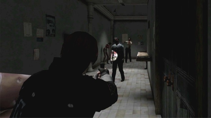 Leon S. Kennedy enfrenta os zumbis pela primeira vez em Resident Evil 2 (Foto: Reprodução: YouTube)
