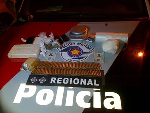 Tráfico de drogas - Tamoios (Foto: Divulgação/ Polícia Militar)