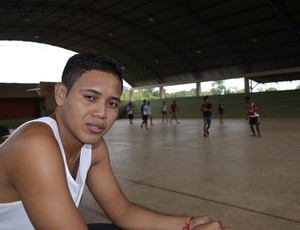 Marcos vai passar a virada com a família e os amigos do basquete em RO (Foto: Rosiane Vargas/GLOBOESPORTE.COM)