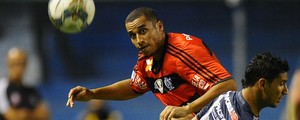 Flamengo vence com gol aos 47 minutos (Rodrigo Buendia/AFP)