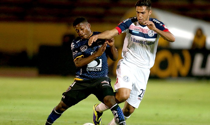 Jonathan Gonzalez jogo San Lorenzo contra Independiente del Valle (Foto: AP) Jonathan Gonzalez jogo San Lorenzo contra Independiente del Valle (Foto: AP)