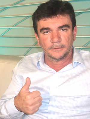 Andrés Sanchez defende torcidas organizadas e fala em problema social.
