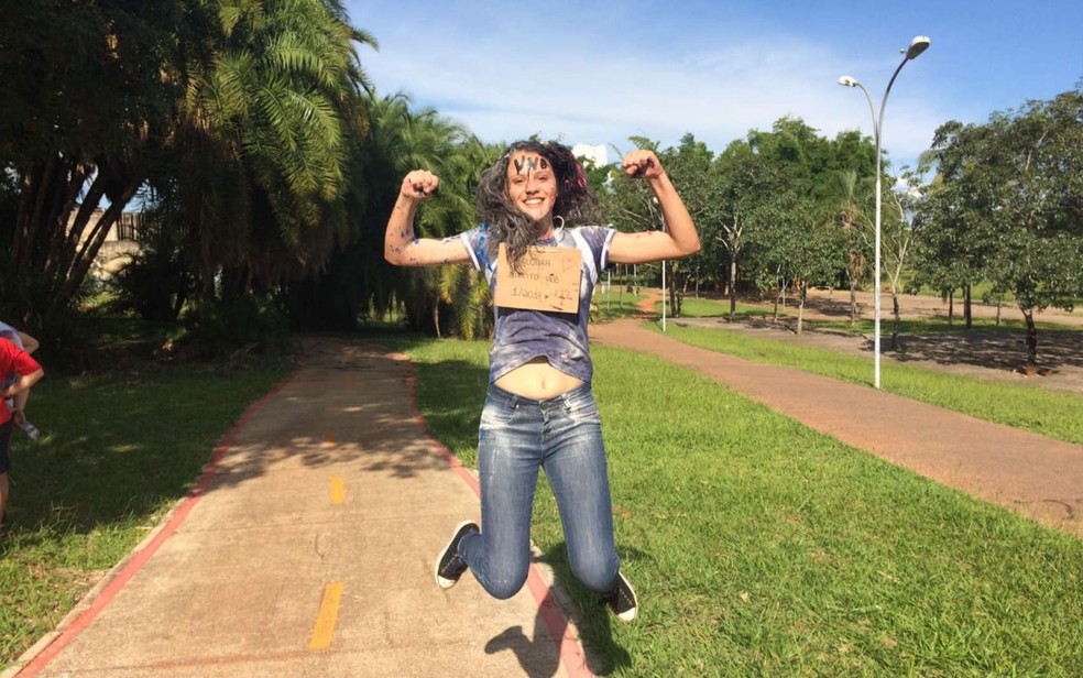 Estudantes comemoram aprovação no PAS, da UnB (Foto: Wellington Hanna/G1)